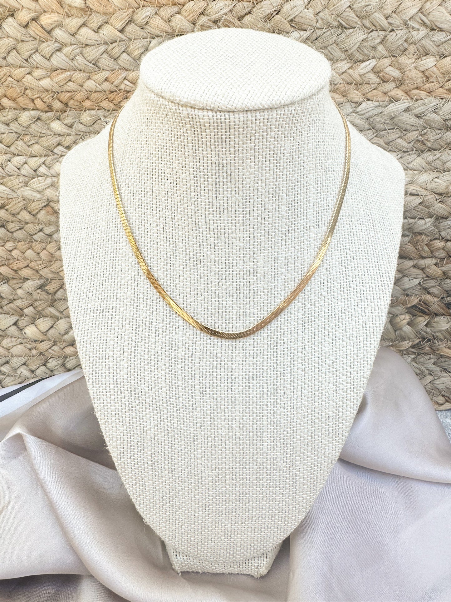 SERPENT GOLD NECKLACE