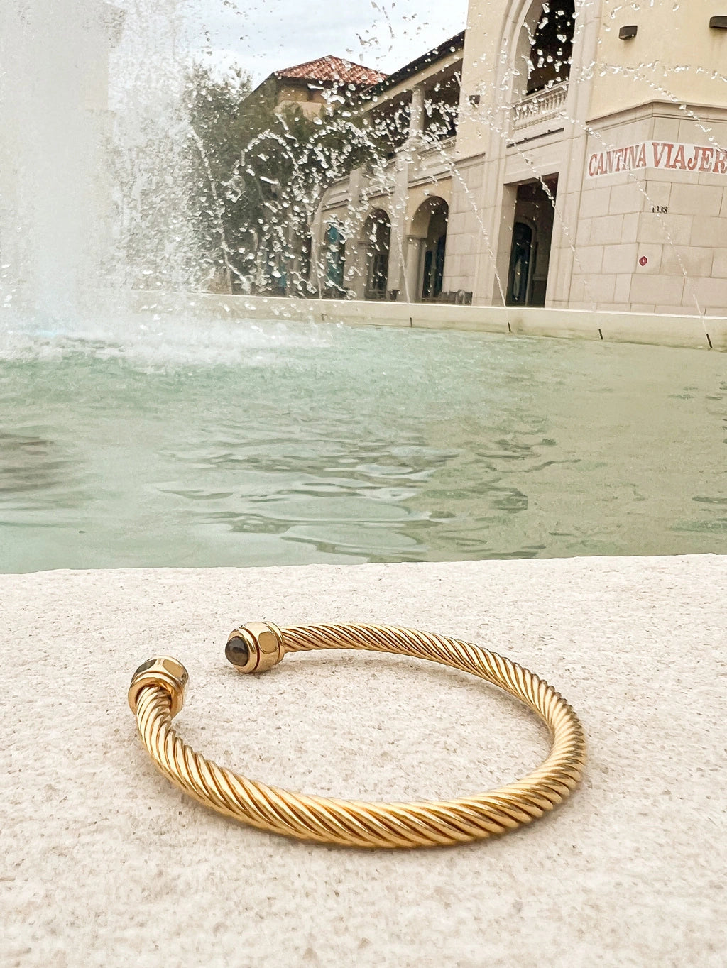 CHUNKY GOLD STONE BRACELET