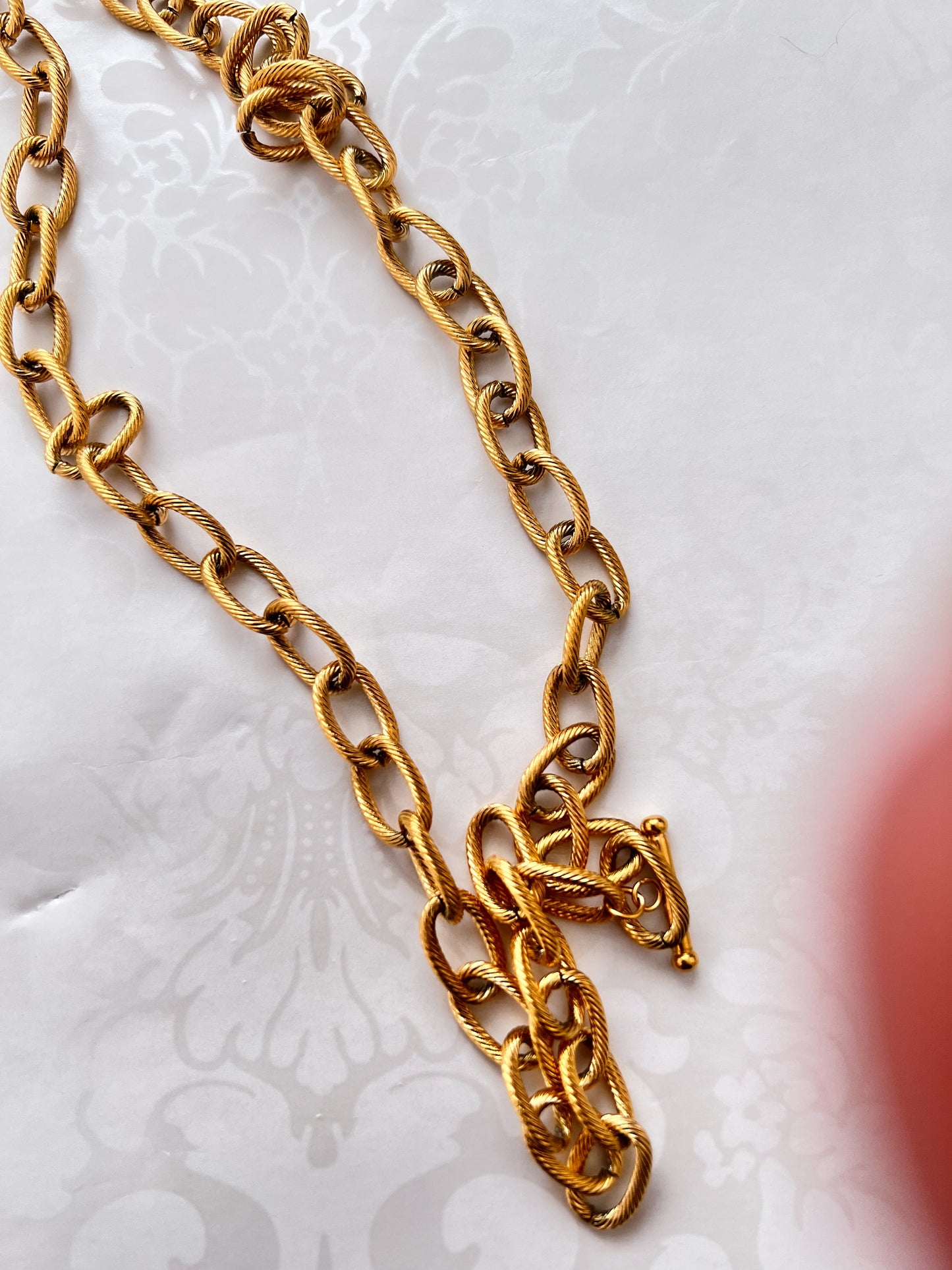 CHUNKY GOLD NECKLACE