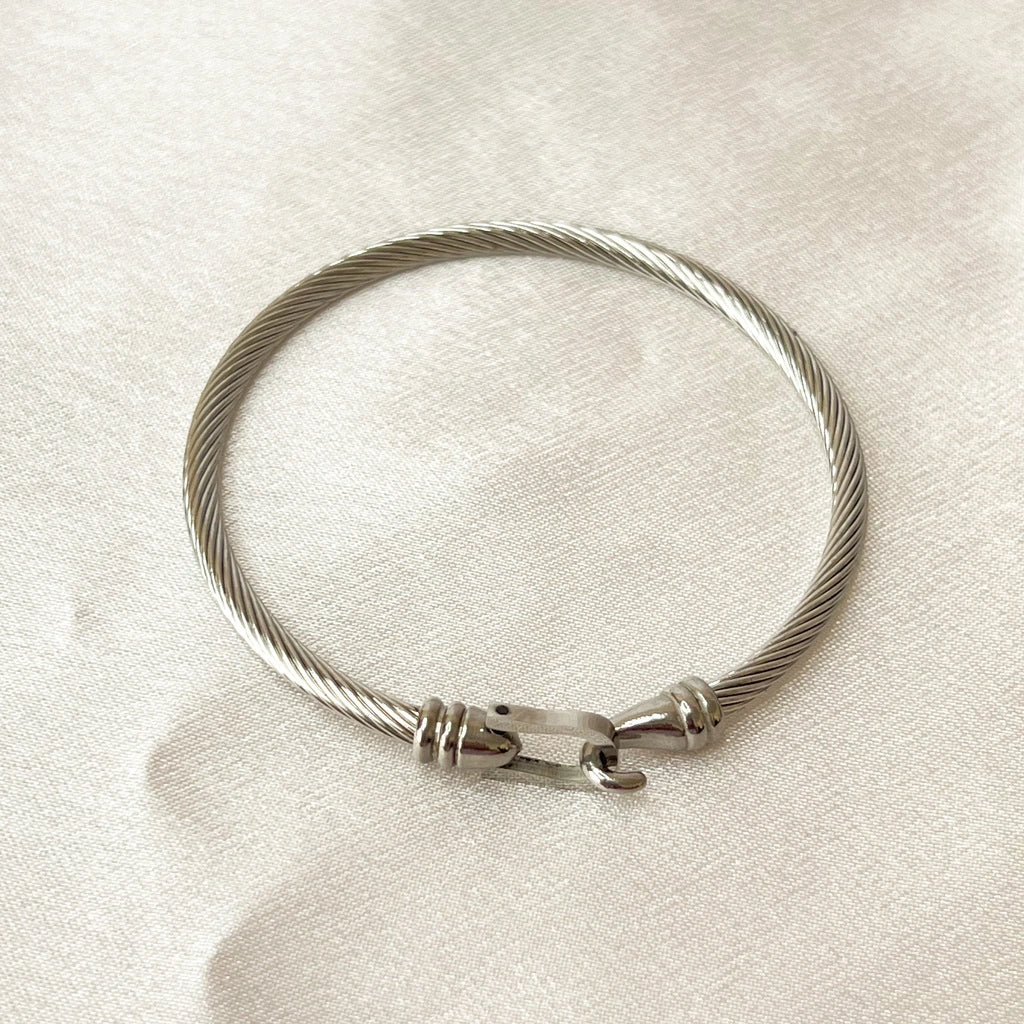 MINIMALIST SILVER BRACELET