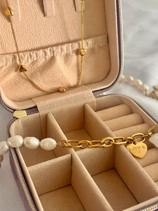 Jewelry box
