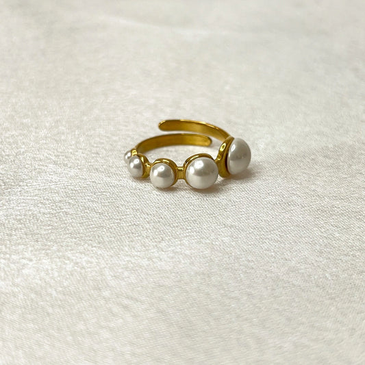 PEARL RING