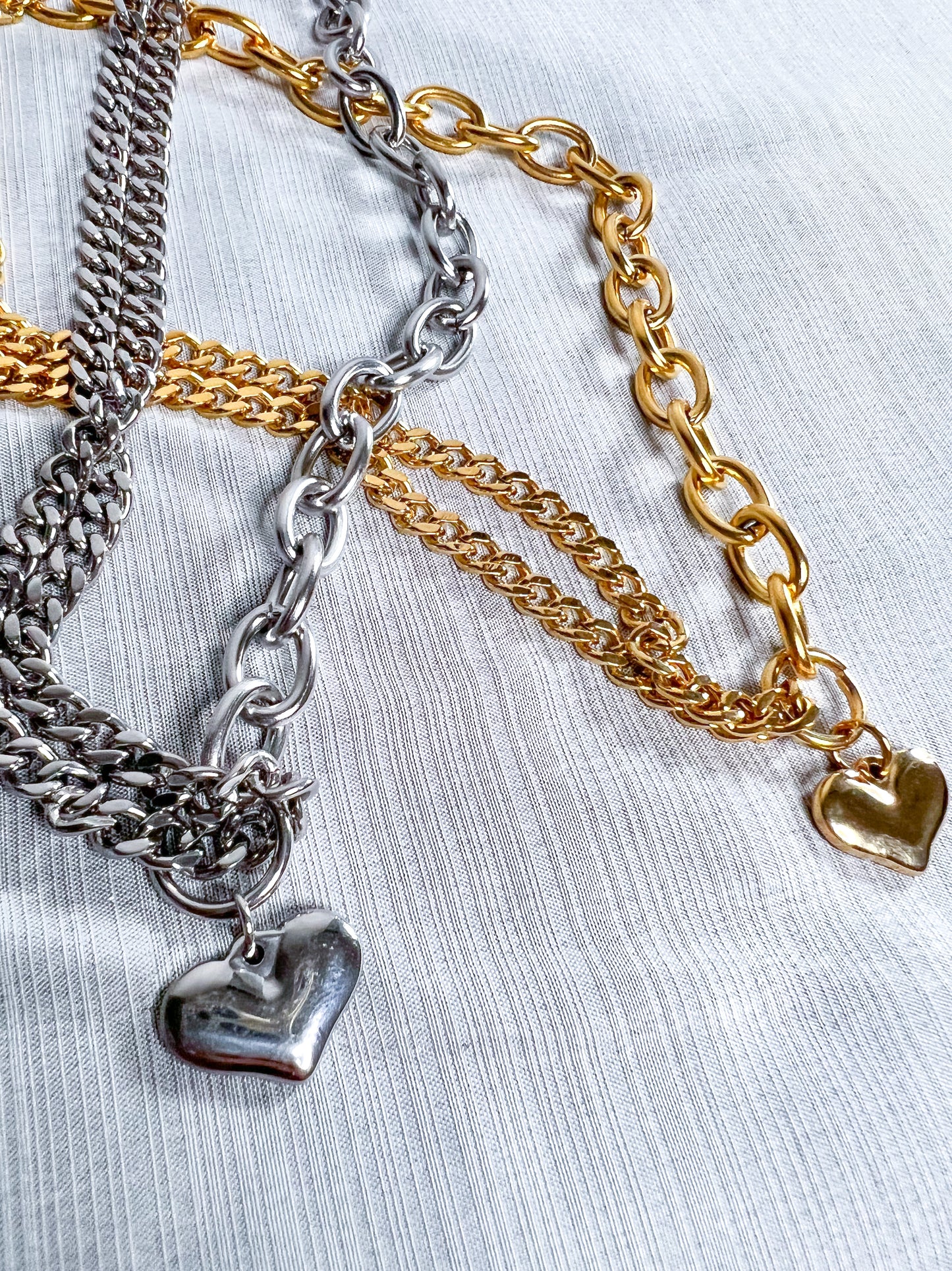 BOLD HEART NECKLACE