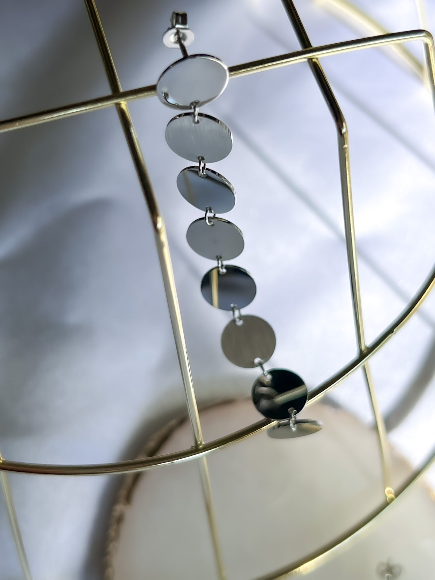 LONG ELEGANT CIRCLES EARRINGS