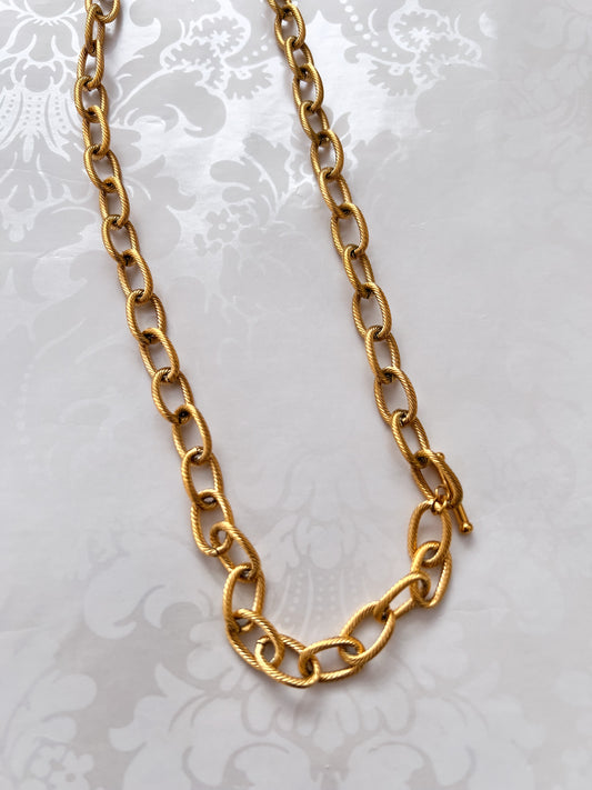 CHUNKY GOLD NECKLACE